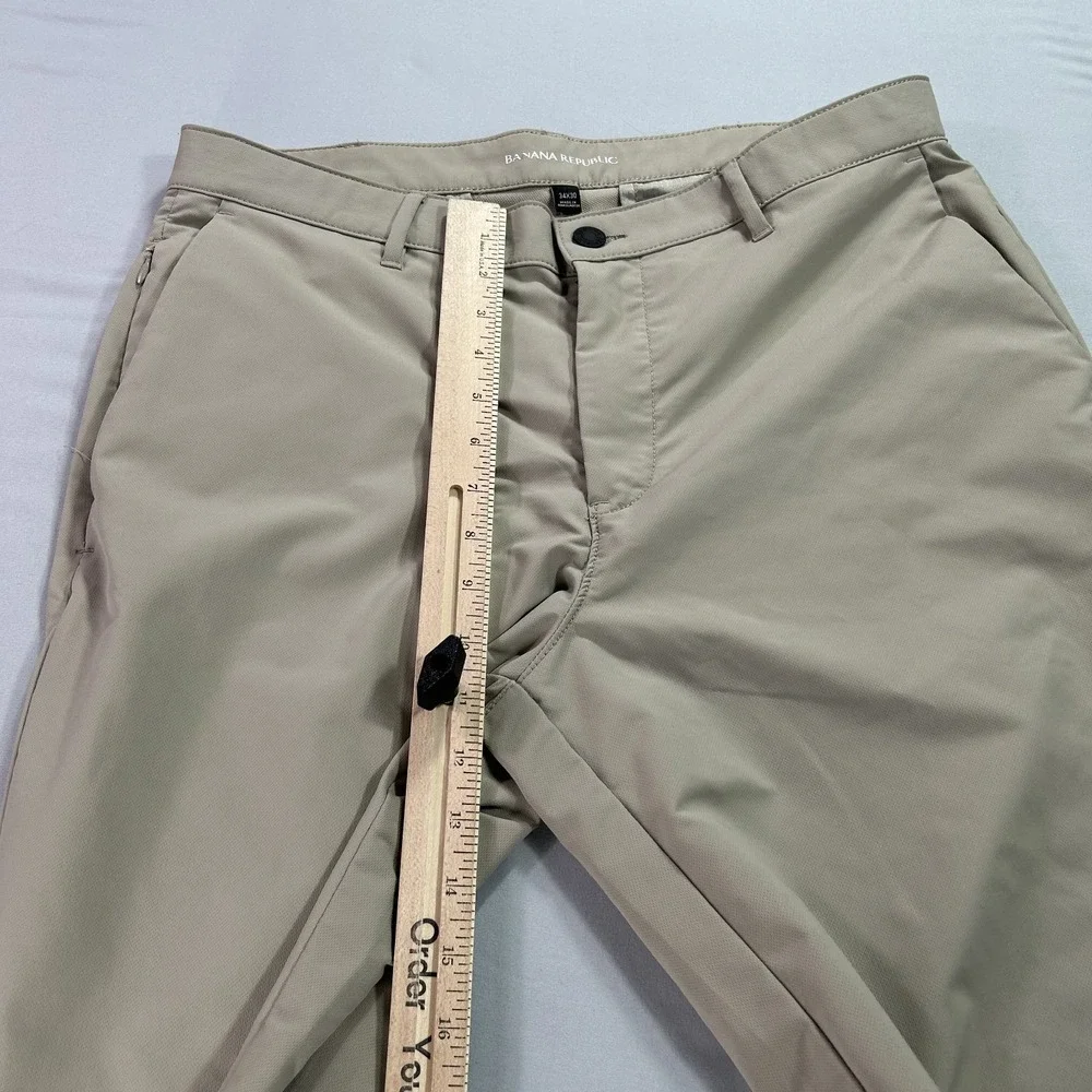 Banana Republic Pants Mens 34x29 Beige Golf Performance Lightweight Preppy Adult